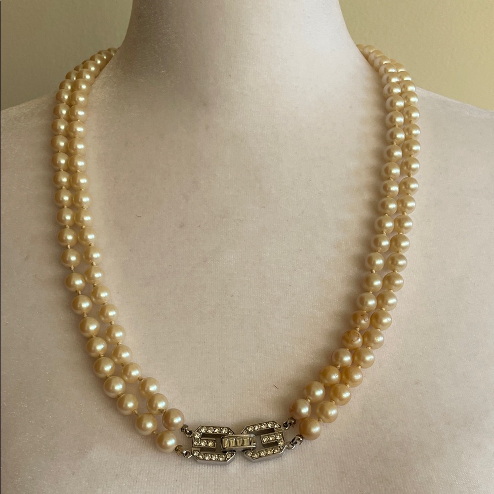 GIVENCHY 2 Strand Pearl Necklace Silver Crystal Double G Logo Accent Vintage '72